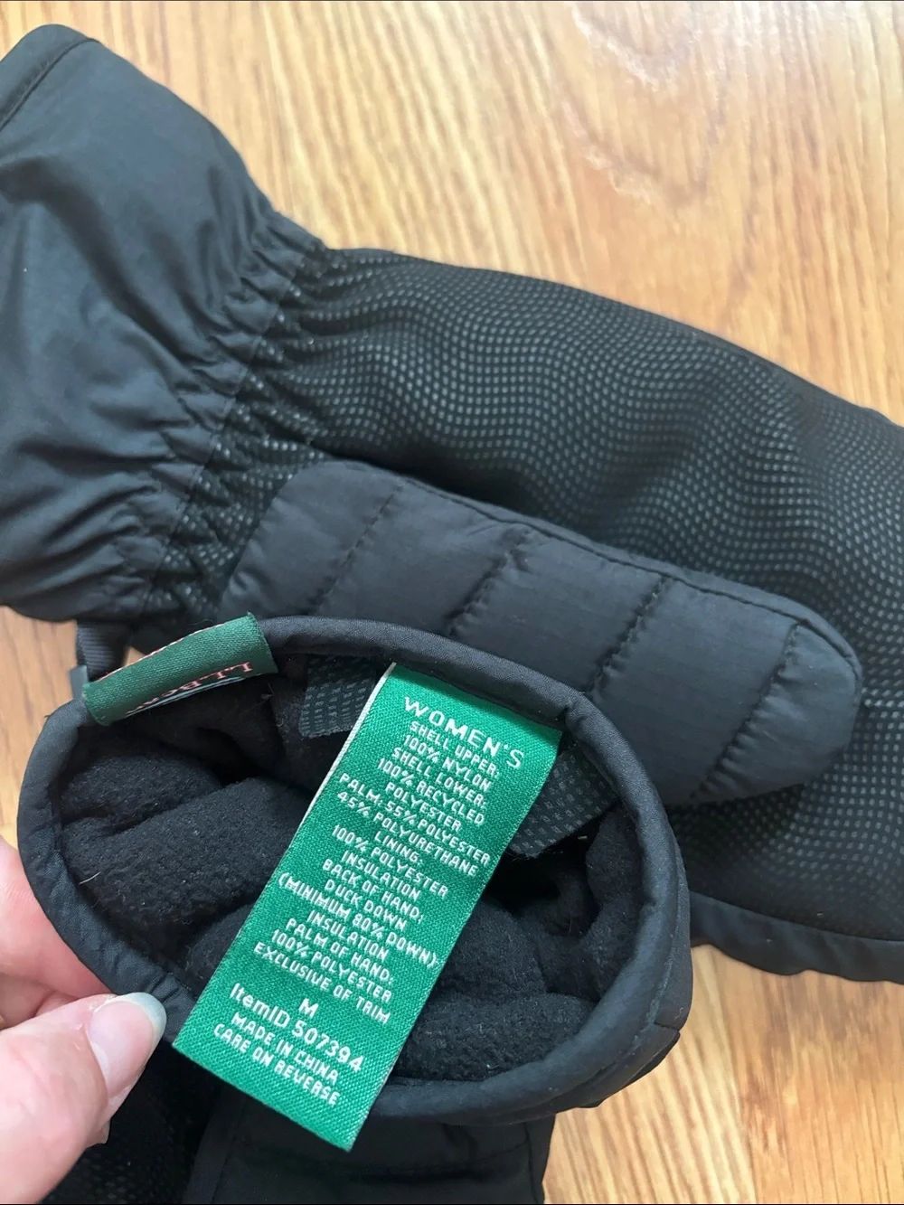Women’s L.L. Bean black mittens